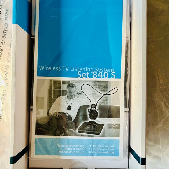 SENNHEISER SET 840-S Wireless TV LISTENING SYSTEM with Body Pack Receiver - NEW - Picture 7 of 7